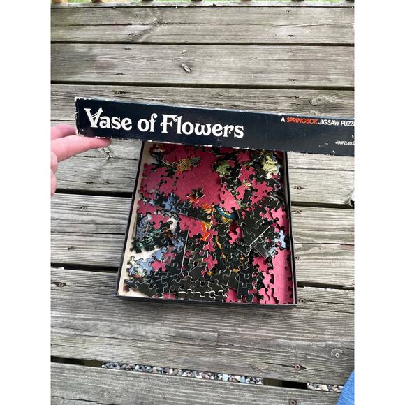 Vintage Springbok Floral Vase of Flowers Puzzle - Picture 3 of 8